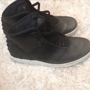 Men Jordan’s , hard to find